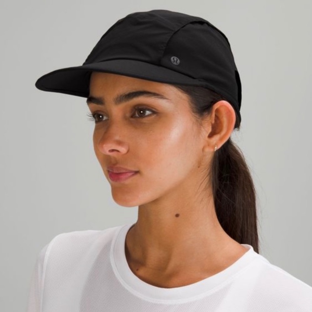 NWT-Lululemon Athletica Breathable Cinch-Back Running Hat Black Unisex